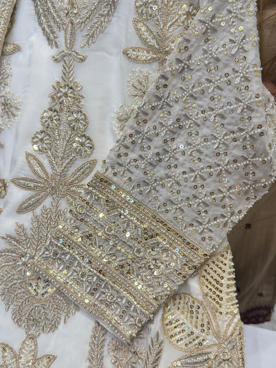 Ivory Sultana Luxury Partywear Suit Set