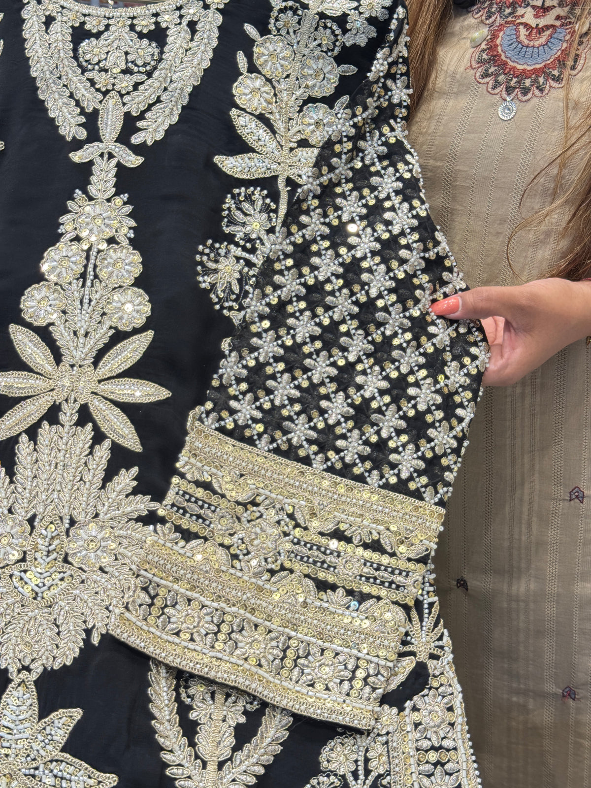 Noir Meher Luxury Partywear Suit Set