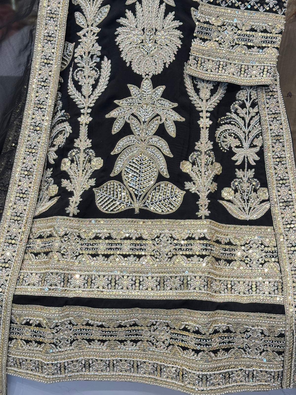 Noir Meher Luxury Partywear Suit Set