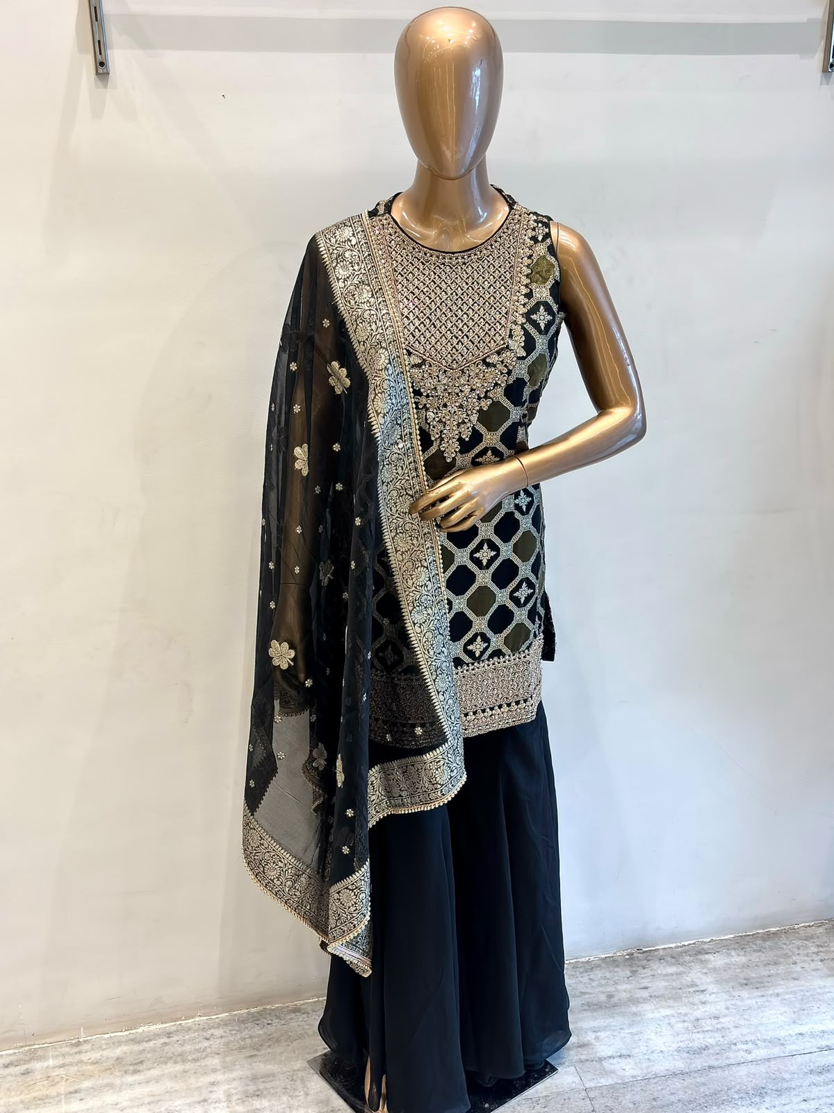 Readymade Indo-Western Party Wear
